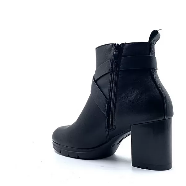 images/uploads/1786/thumb_-fenice buckle-il52520A-black-gynaikeia-impronte-belloccio.gr-ankle.webp